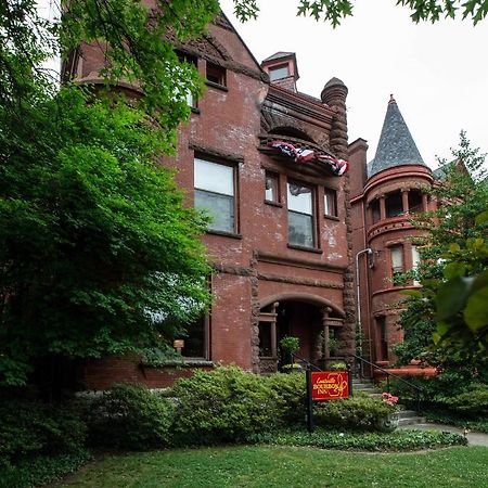 Louisville Bourbon Inn 외부 사진